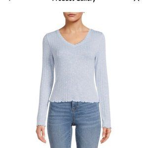 No Boundaries Juniors Ribbed Long Sleeve Pullover Tee; size: Large(11-13)